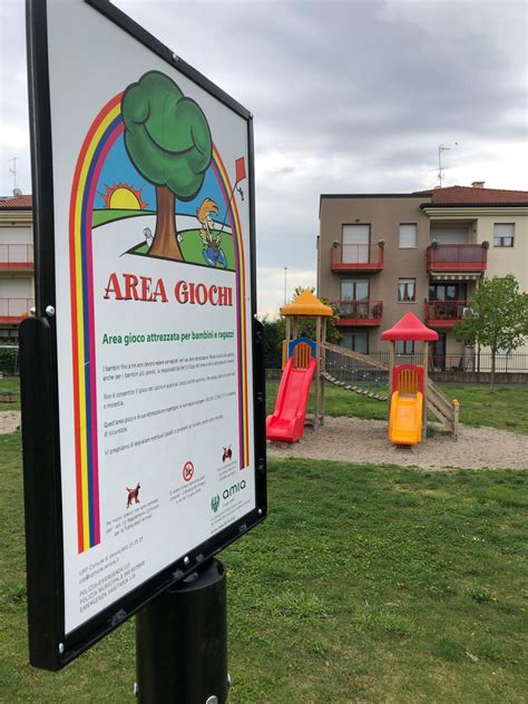 Via Dei Tigli Il Parco Giochi Diventa Area Gioco Attrezzata Per