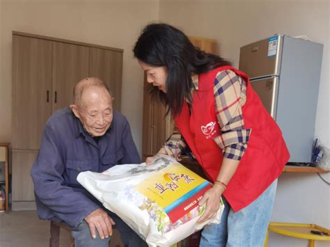 “重阳送关怀，浓厚敬老情”——湖州市德清县舞阳街道开展重阳节送慰问活动