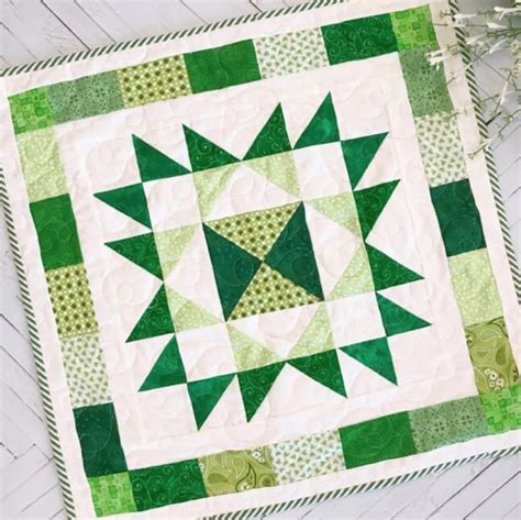 Table Topper Patterns Free