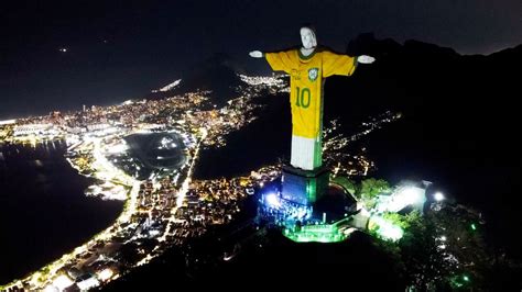 Rio de Janeiro Christ the Redeemer statue appears in Pelé jersey