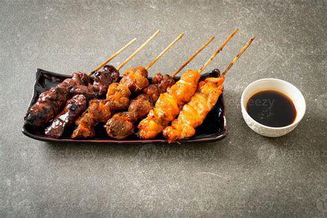 Japanese chicken grill or yakitori serve in izakaya style 10775350 ...