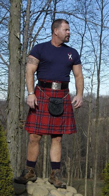 Pin By Redheaded Cyclone On Men In Kilts Kilt Outfits Scottish