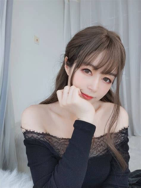 Baiyin811 白银81 黑西服 Baiyin811 白银81 黑西服 126 Porn Pic