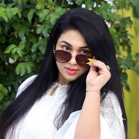 Bangladeshi Hot Actress Apu Biswas Beautiful And Hottest Model And Actress Gallery