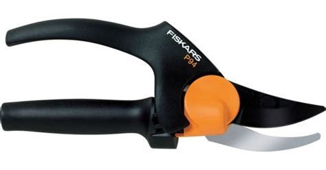 Fiskars P94 | Zweige schneiden ohne Schmerzen im Handgelenk