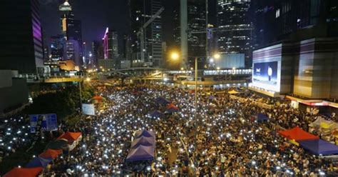 G Milhares De Manifestantes De Hong Kong Voltam Ao Centro Not Cias