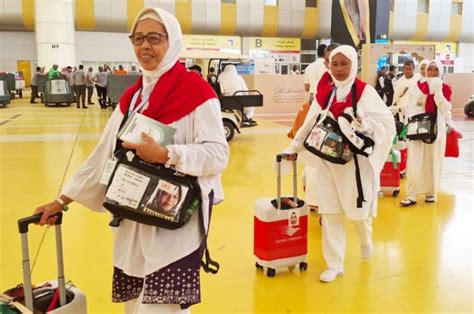 Update Haji Jemaah Kembali Ke Tanah Air Orang Wafat