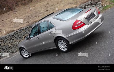 W211 hi-res stock photography and images - Alamy