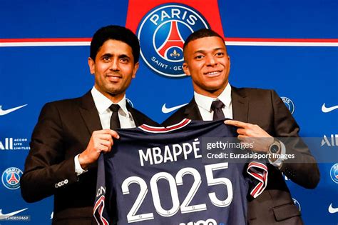 Nasser Al Khelaifi Talks Psg President And Kylian Mbappe Poses For