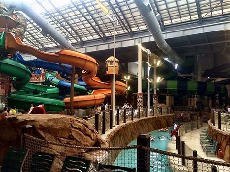 Guide to the Kalahari Pocono Mountains Indoor Water Park