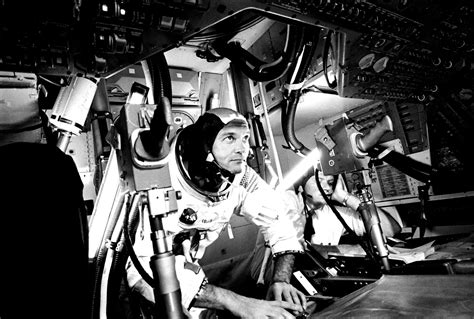 Morreu Michael Collins Astronauta Da Apollo 11 E Um Dos Protagonistas