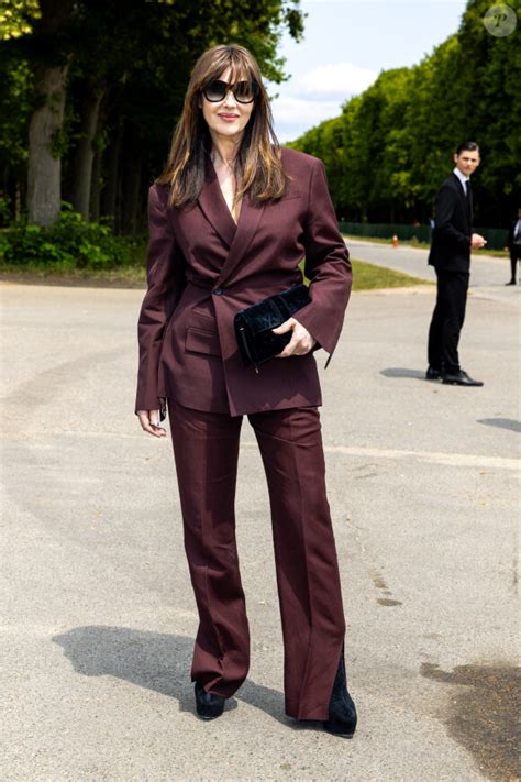 Photo : Monica Bellucci - Arrivées au défilé Jacquemus collection "Le ...