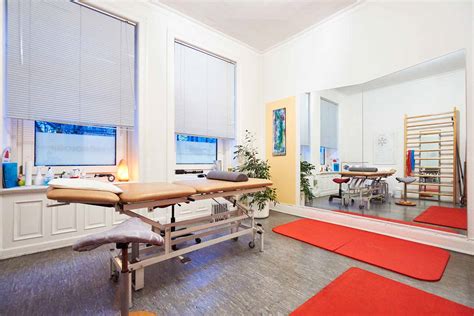 Praxis für Physiotherapie in Hamburg Altona Physiotherapeut Felix