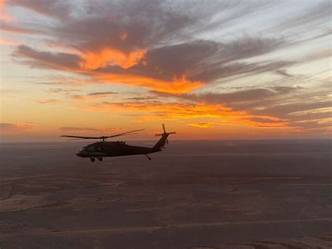 A UH-60 Black Hawk helicopter, operated by Soldiers - NARA & DVIDS ...