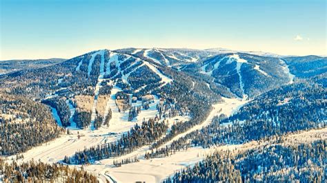These Arizona Mountain Towns Are The State’s Most Underrated Ski Resorts