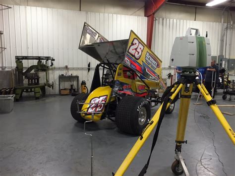 iRacing Dirt - New Preview Image #25 DIRT Sprint Car - Inside Sim Racing