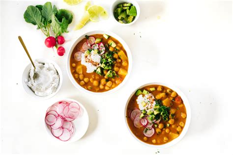 HEARTY CHIPOTLE CHICKPEA SOUP. | Kale & Caramel