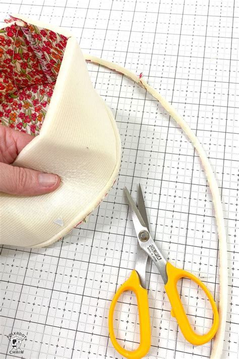 Pin by ريهام on أساسيات الخياطة in 2023 | Fabric baskets, Diy sewing ...