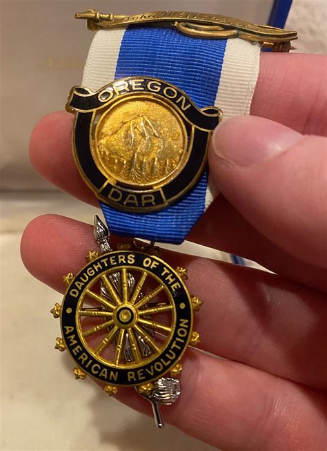 Daughters Of The American Revolution Medal Set Gold Oregon Daughters