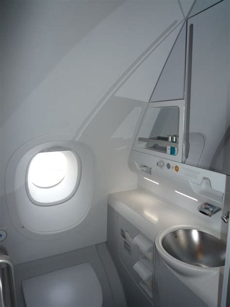 Lufthansa Airbus A380 D AIMB München Business Class bath Flickr