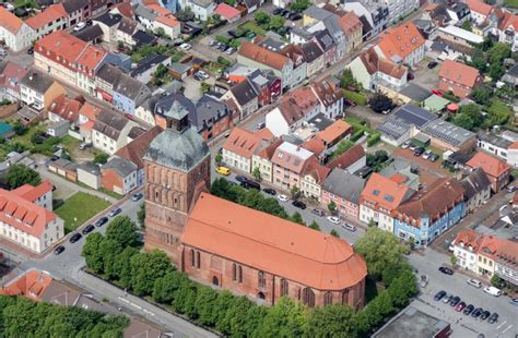 Luftaufnahme Ribnitz Damgarten Kirchengeb Ude St Marien Im Altstadt