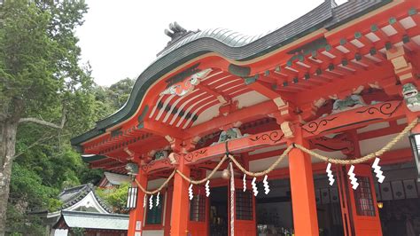 奈良ぶら On Twitter 修験者が友ヶ島へ渡る際に参拝に訪れる神社、「加太淡嶋神社」へ 葛城修験は海に浮かぶ島が始まり、山岳修行を