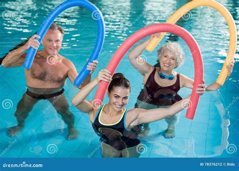 How To Teach Water Aerobics To Seniors