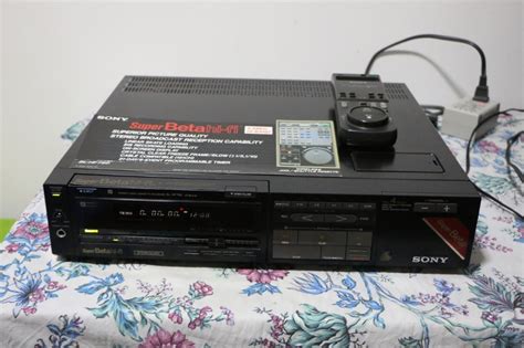 Vintage Sony Vcr Betamax Player Sl Hf750 Audio Portable Music Players On Carousell