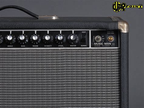 1979 Music Man 210 Sixtyfive 65 Watt 2×10″ Combo Guitarpoint