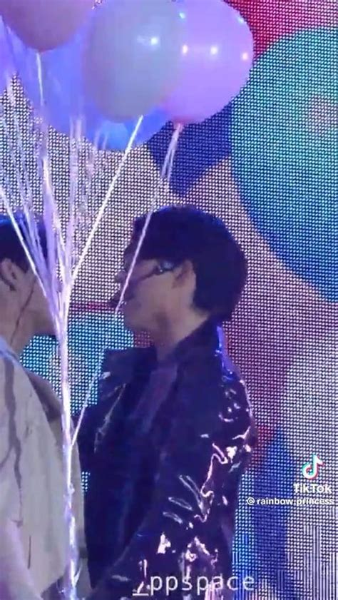 Pin By Nguyenlengocvan On Pond Phuwin Actors Funny Cute Gay Couples Most