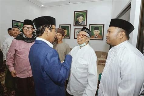 Mahfud Md Hadiri Tahun Wafat Gus Dur Di Tebuireng Jombang