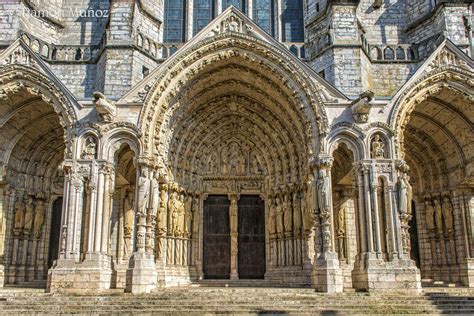 Northern Transept Porch Of The Chartres Cathedral With Images