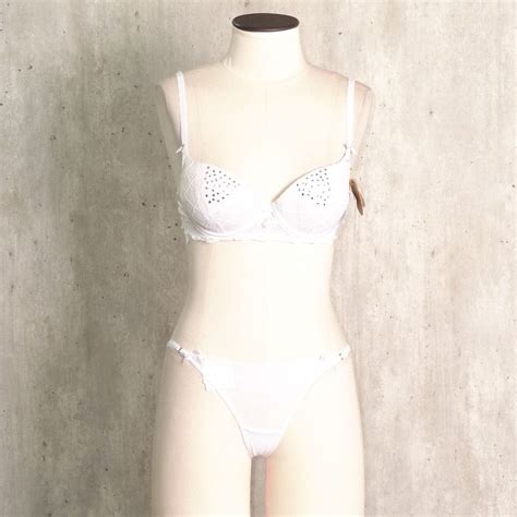 Conjunto Lingerie Off White Fruit De La Passion Lingerie Feminina