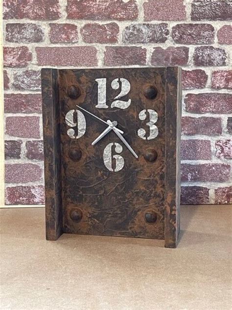 Horloge Pendule Bois Style Industriel Effet Rouill Ebay Objet