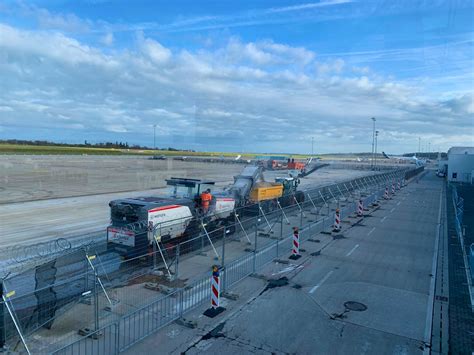 Großregion Der Flughafen Hahn Bekommt Ein Neues Vorfeld Aus Beton L