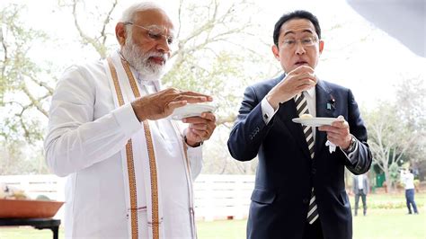 Japans Kishida Enjoys Gol Gappe Lassi Aam Panna With Pm Modi