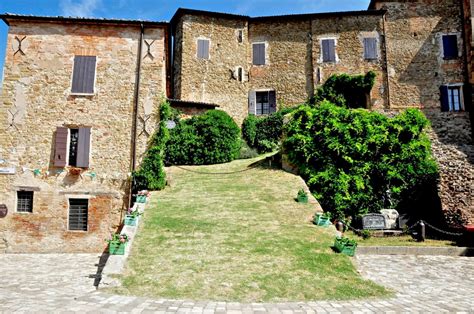 Monteleone Il Ruggito Del Medioevo Travel Emilia Romagna