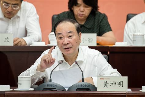 人民画报 庆祝中国外文局建局70周年座谈会召开