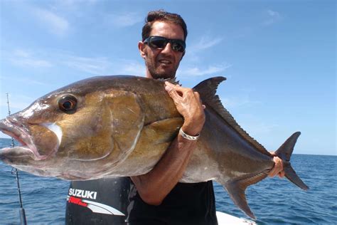 Guide de pêche sur le Bassin d Arcachon Rodolph Sasso Guide IGFA