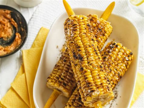 Maiskolben Vom Grill Mit Chilibutter Rezept EAT SMARTER