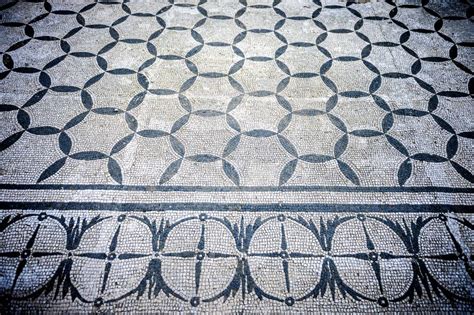 Villa Adriana White And Black Mosaics With Geometric Motifsdecorate