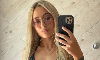 CrazyWomen Live VR Porn And VR Cam Girl Sex Shows VRPorn