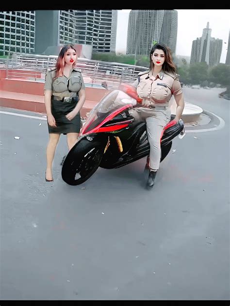 Cute Police Girl 🥰 Loves Super Bike 🔥 Police Ko Chakma Diya Lamba