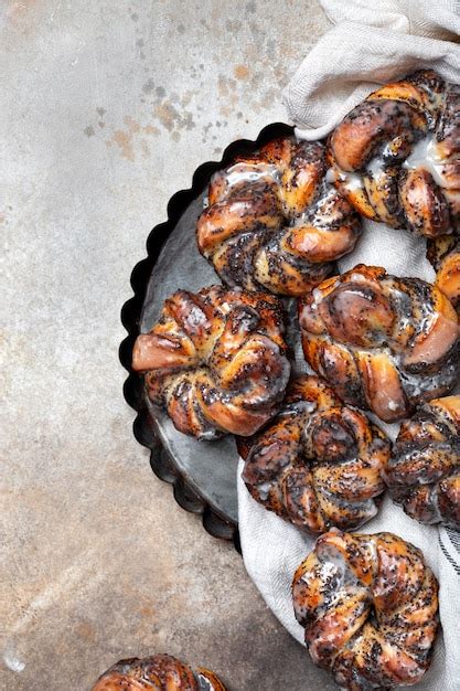 Bollos Caseros Con Semillas De Amapola Y Az Car Foto Premium