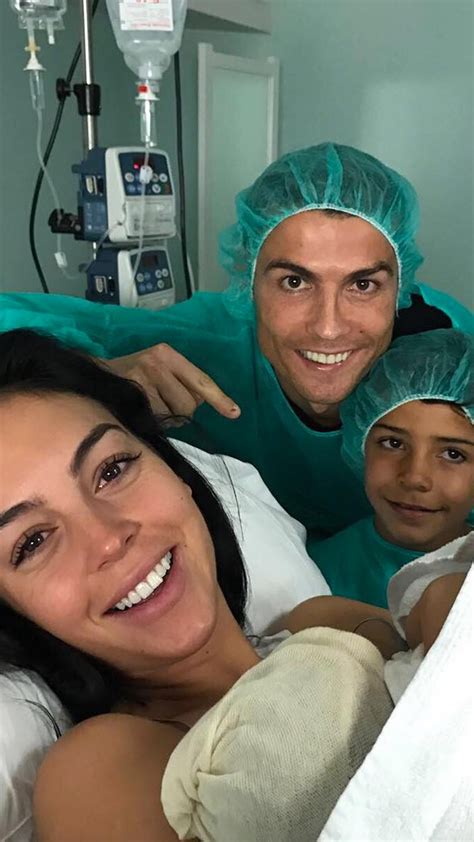 Proof Cristiano Ronaldo Has Been Living His Best Life on Instagram - E ...