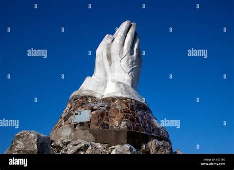 Giant Praying Hands Sculpture In Webb City Missouri Stock Photo Alamy