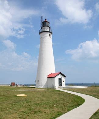 Fort Gratiot Lighthouse, Michigan at Lighthousefriends.com