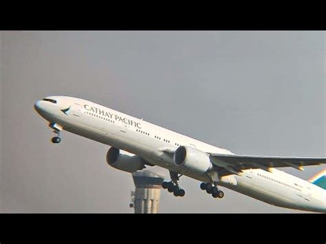 Seru Menit Nonton Pesawat Take Off Landing Di Bandara Soekarno