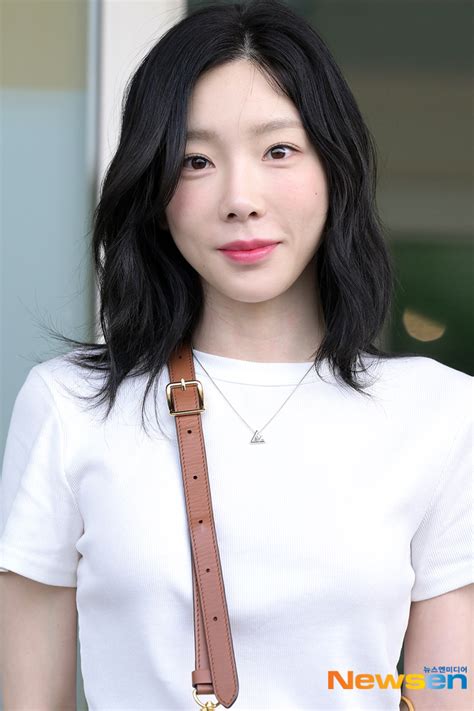 태연 ‘예쁨이 올망졸망’[포토엔hd] 손에 잡히는 뉴스 눈에 보이는 뉴스 뉴스엔