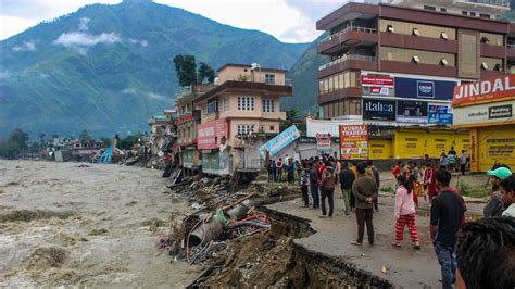 Ground Report: Torrential rains wash away people's homes in Himachal ...